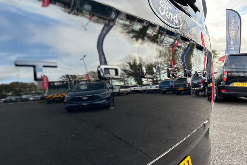 Used Ford E-Tourneo Custom 2025 for sale - 76660093: Photo 21