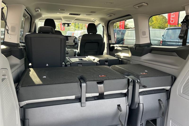 Used Ford E-Tourneo Custom 2025 for sale - 76660093: Photo 27