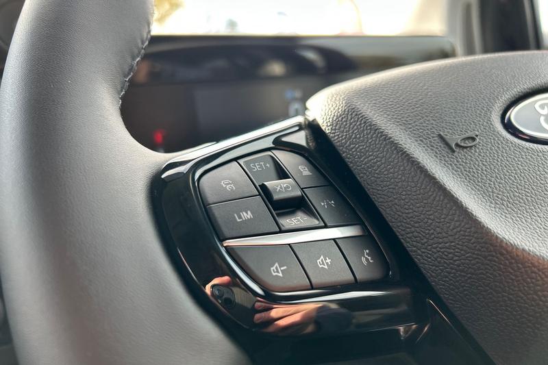 Used Ford E-Tourneo Custom 2025 for sale - 76660093: Photo 34