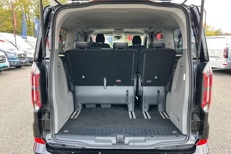 Used Ford E-Tourneo Custom 2025 for sale - 76660093: Photo 5