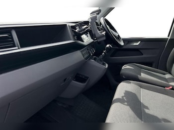 Used Volkswagen Transporter 2022 for sale - 78671126: Photo