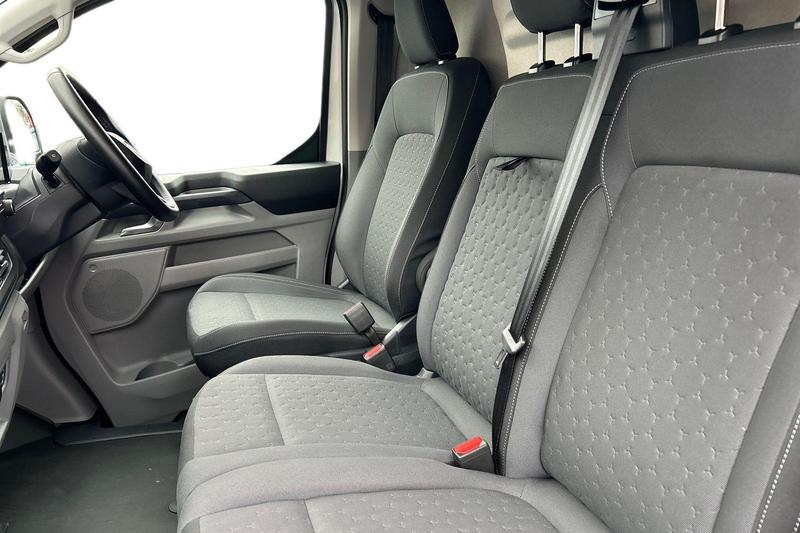 Used Ford Transit Custom 2025 for sale - 76302758: Photo 11