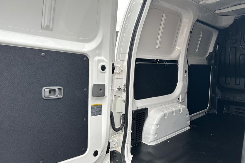 Used Nissan e-NV200 2021 for sale - 76776801: Photo 27