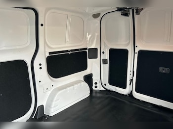 Used Nissan e-NV200 2021 for sale - 76776801: Photo