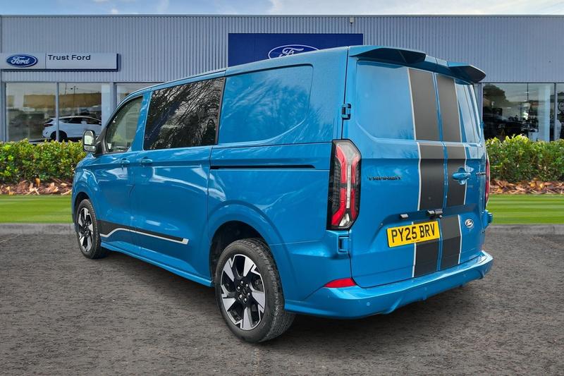 Used Ford Transit Custom 2025 for sale - 77910428: Photo 2