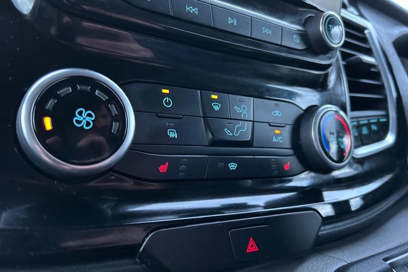 Used Ford Transit Custom 2021 for sale - 77372422: Photo 40