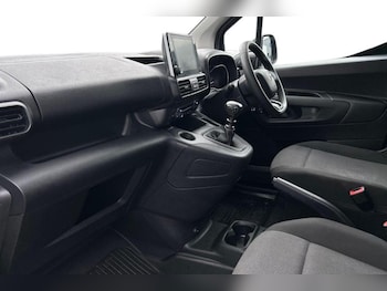 Used Toyota ProAce 2023 for sale - 79141068: Photo