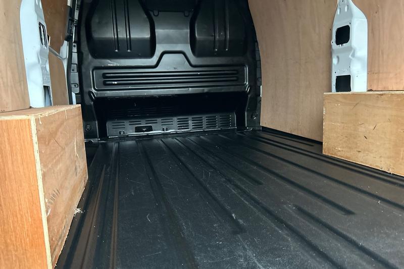 Used Ford Transit Custom 2024 for sale - 76565068: Photo 28