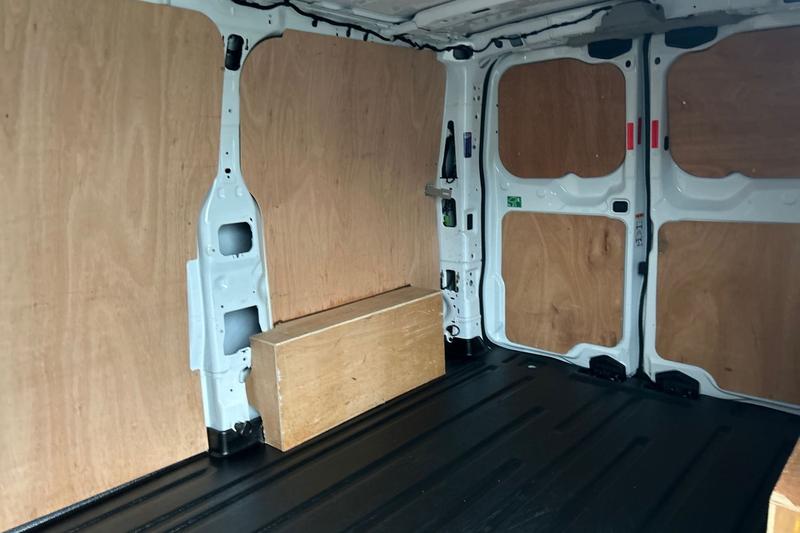 Used Ford Transit Custom 2024 for sale - 76565068: Photo 4