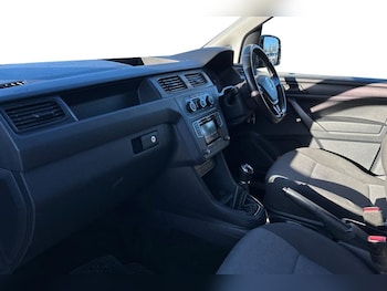 Used Volkswagen Caddy 2017 for sale - 76931286: Photo