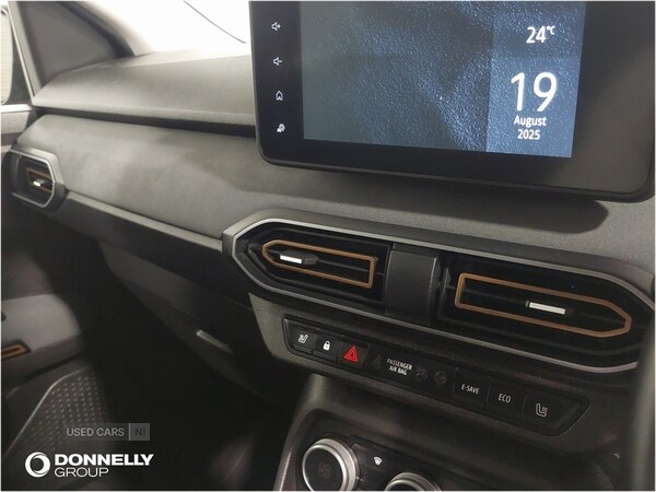 Used Dacia Jogger 2025 for sale - 75647440: Photo 34