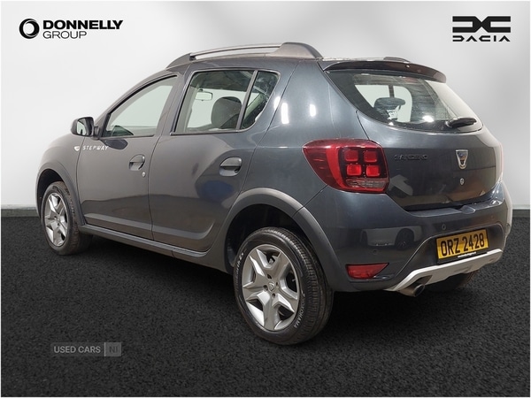 Used Dacia Sandero Stepway 2018 for sale - 77659440: Photo 2