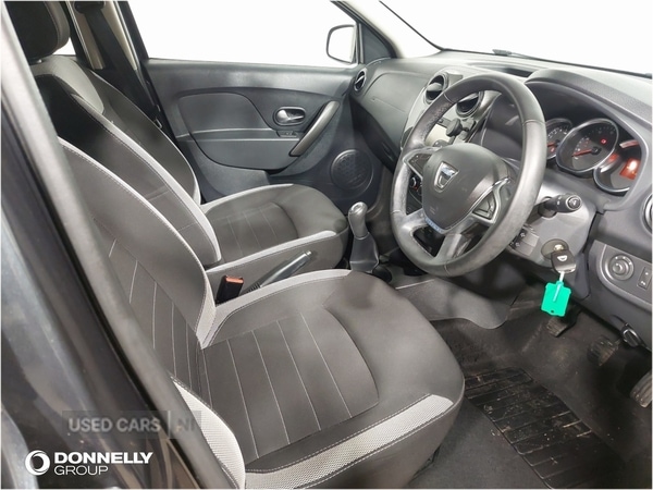 Used Dacia Sandero Stepway 2018 for sale - 77659440: Photo 8