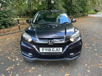 Used Honda HR-V 2018 for sale - 79858932: Photo