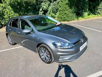 Used Volkswagen Golf 2018 for sale - 79858916: Photo