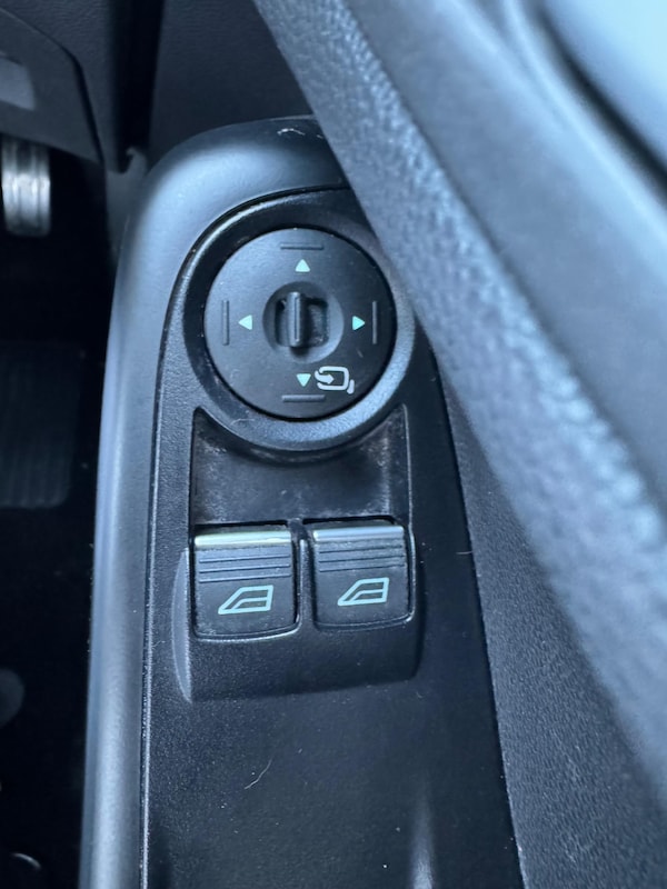 Used Ford Fiesta 2017 for sale - 74441709: Photo 34