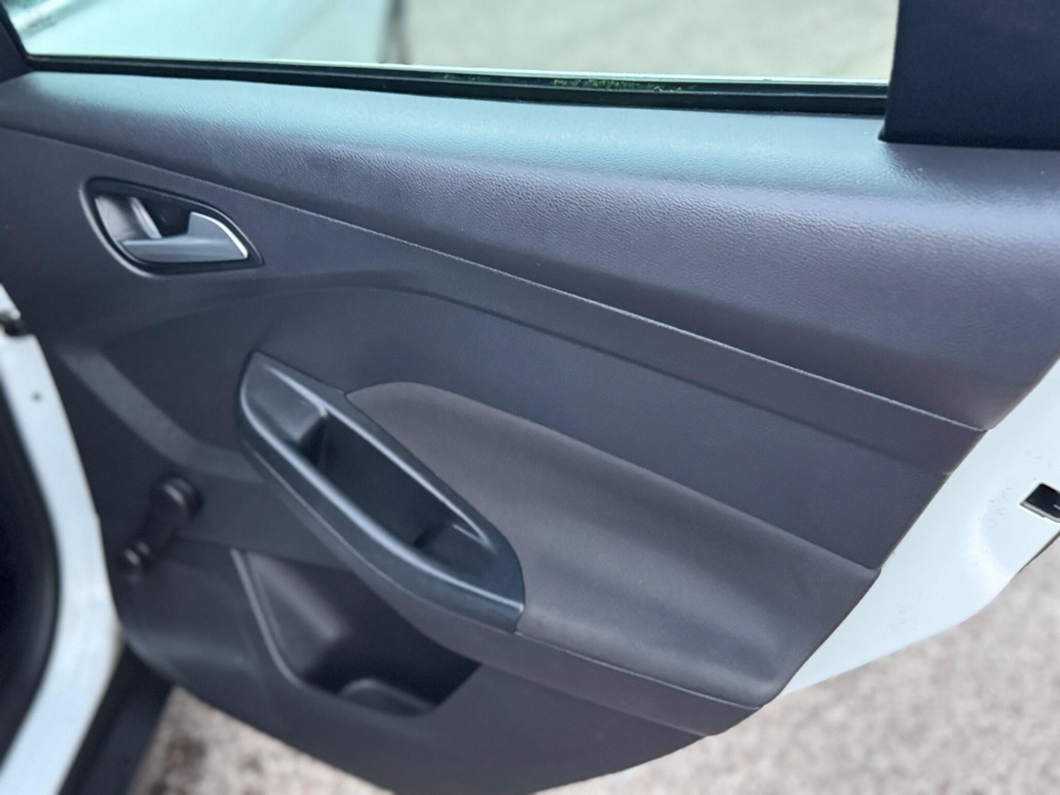 Used Ford Focus 2012 for sale - 76990285: Photo 25