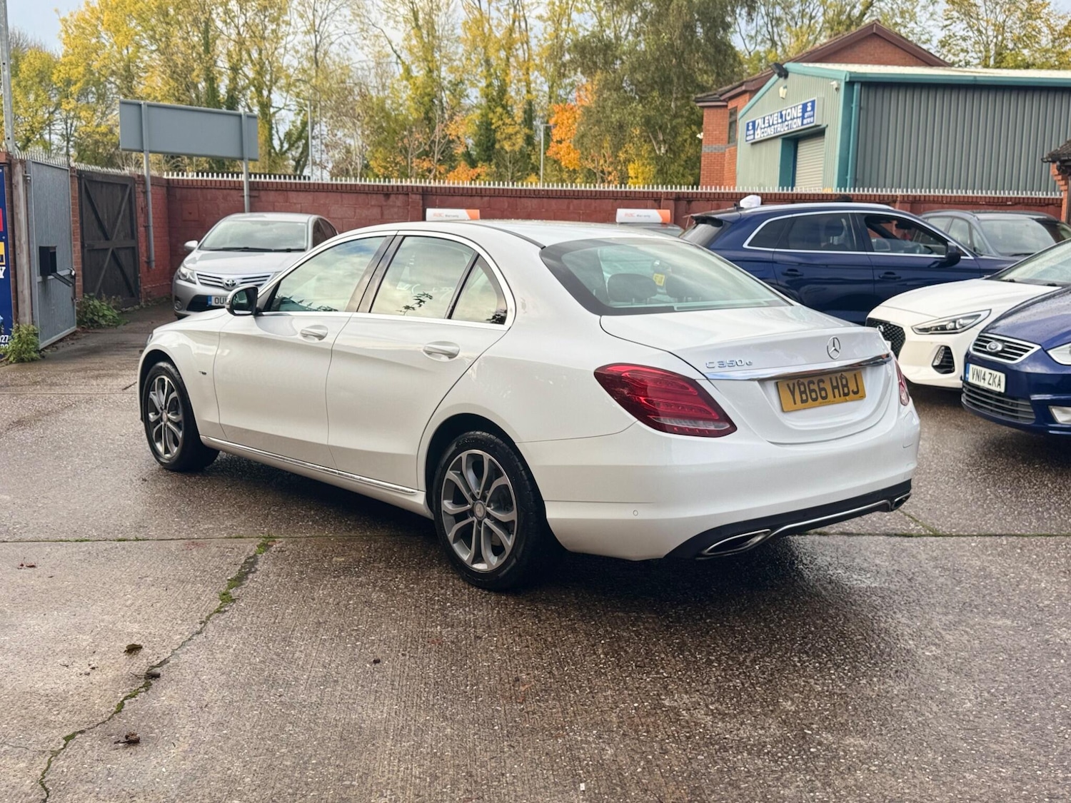 Used Mercedes-Benz C Class 2016 for sale - 76326993: Photo 18