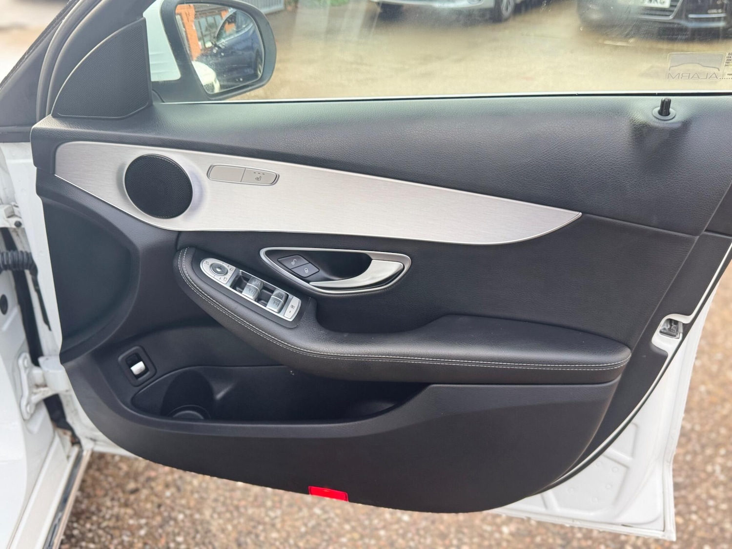 Used Mercedes-Benz C Class 2016 for sale - 76326993: Photo 32