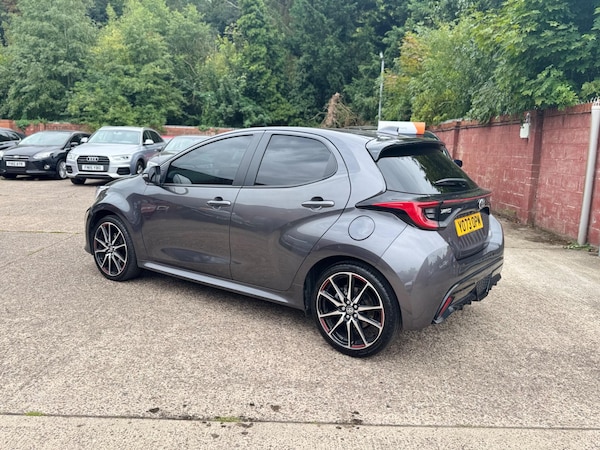 Used Toyota Yaris 2024 for sale - 75677453: Photo 15