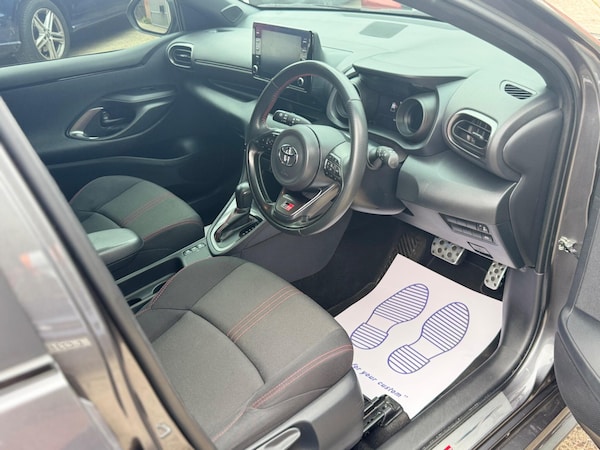Used Toyota Yaris 2024 for sale - 75677453: Photo 32
