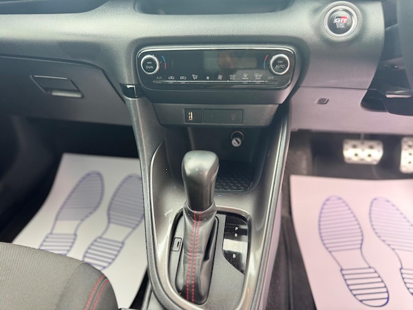Used Toyota Yaris 2024 for sale - 75677453: Photo 40