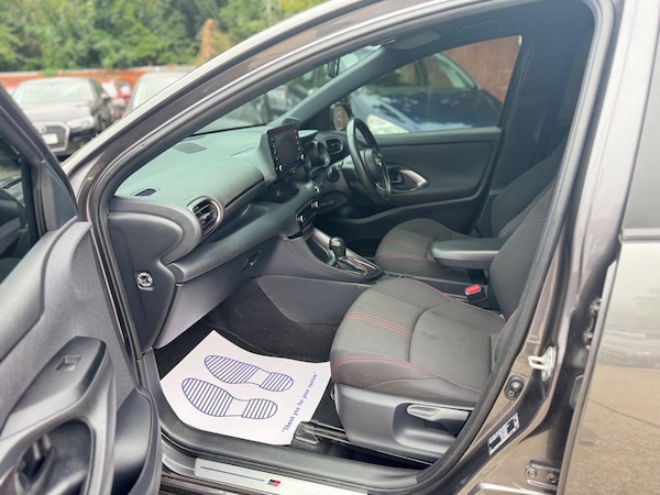 Used Toyota Yaris 2024 for sale - 75677453: Photo 48