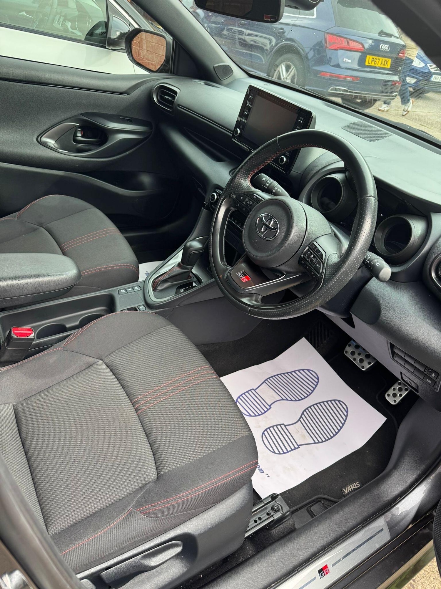 Used Toyota Yaris 2024 for sale - 75677453: Photo 56