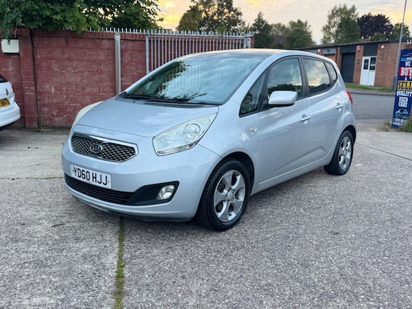 Used Kia Venga 2010 for sale - 75670825: Photo 2
