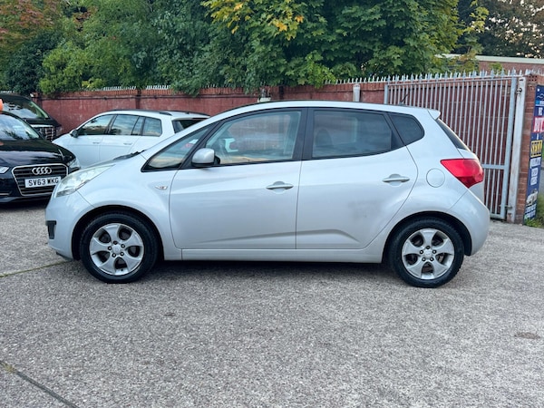 Used Kia Venga 2010 for sale - 75670825: Photo 5