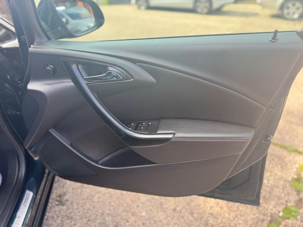 Used Vauxhall Astra 2014 for sale - 75493875: Photo 22