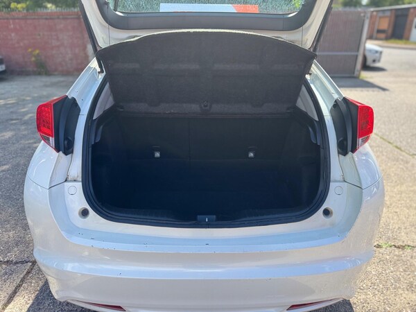 Used Honda Civic 2012 for sale - 75071433: Photo 25