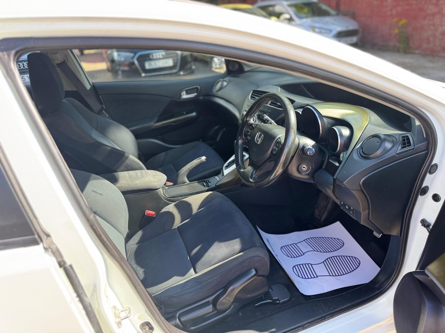 Vehicle 29