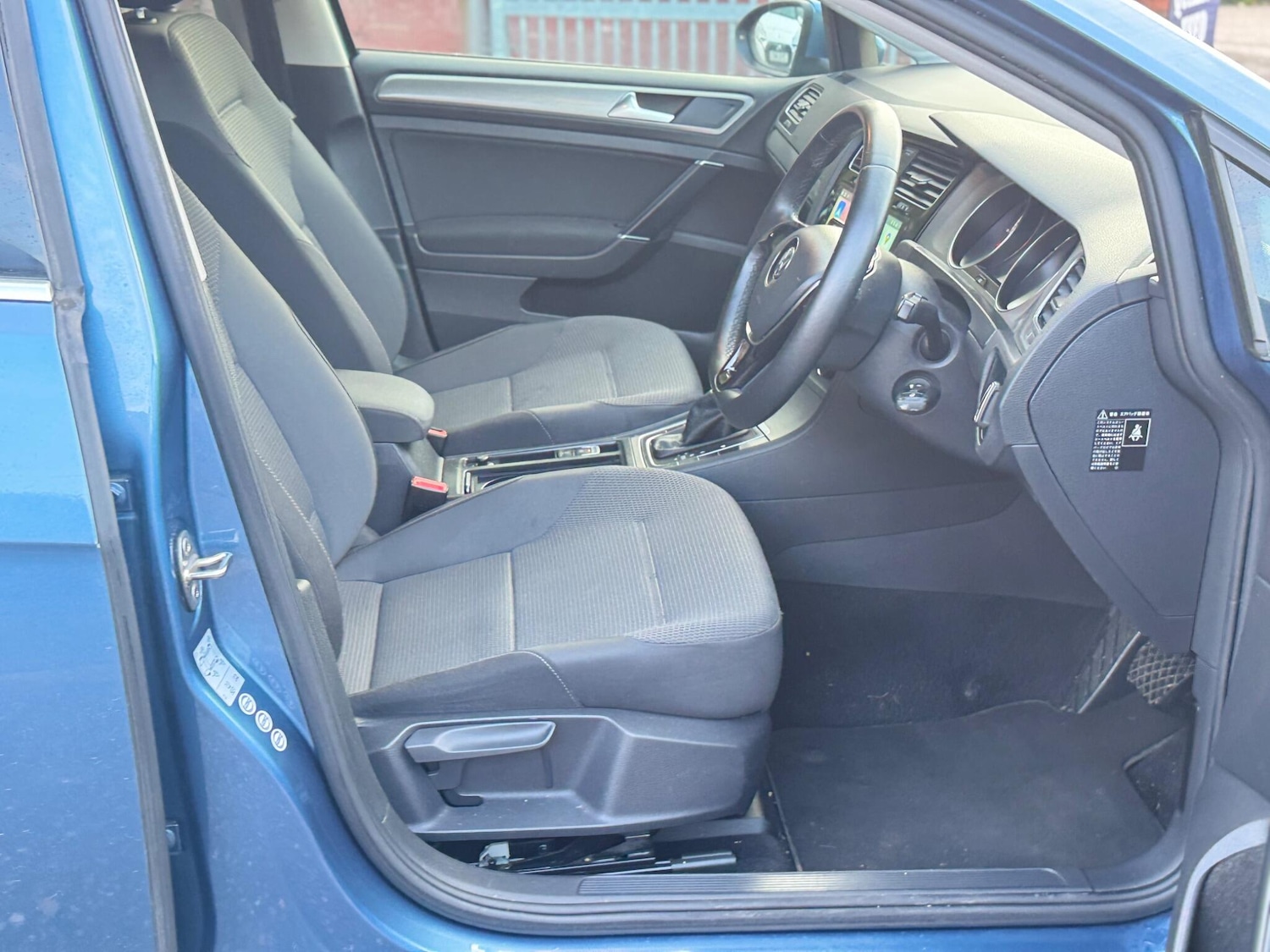 Used Volkswagen Golf 2025 for sale - 76990555: Photo 52