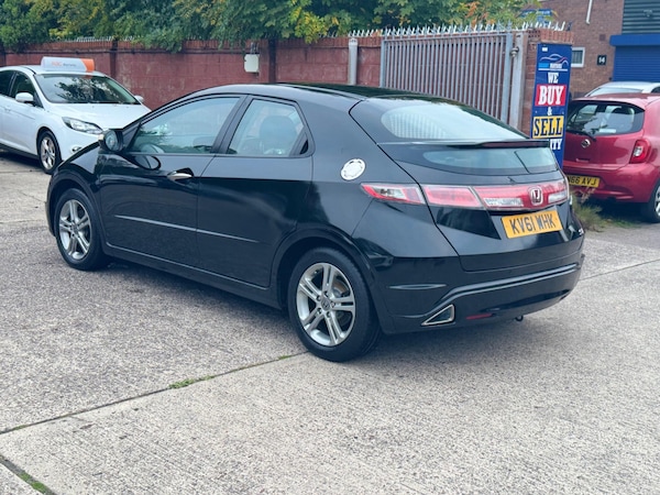 Used Honda Civic 2011 for sale - 76251038: Photo 11