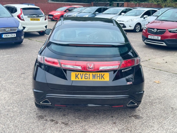Used Honda Civic 2011 for sale - 76251038: Photo 15