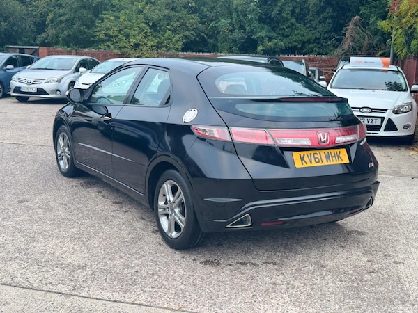 Used Honda Civic 2011 for sale - 76251038: Photo 18