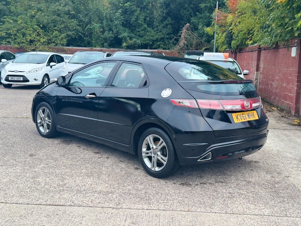 Used Honda Civic 2011 for sale - 76251038: Photo 21
