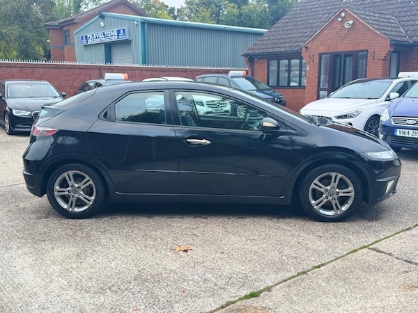 Used Honda Civic 2011 for sale - 76251038: Photo 27