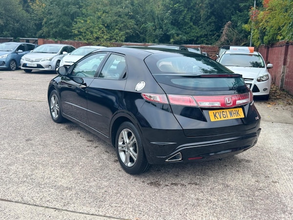 Used Honda Civic 2011 for sale - 76251038: Photo 28