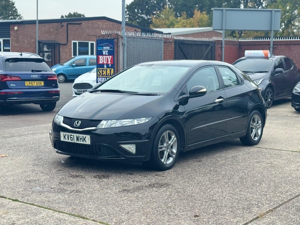 Used Honda Civic 2011 for sale - 76251038: Photo 5