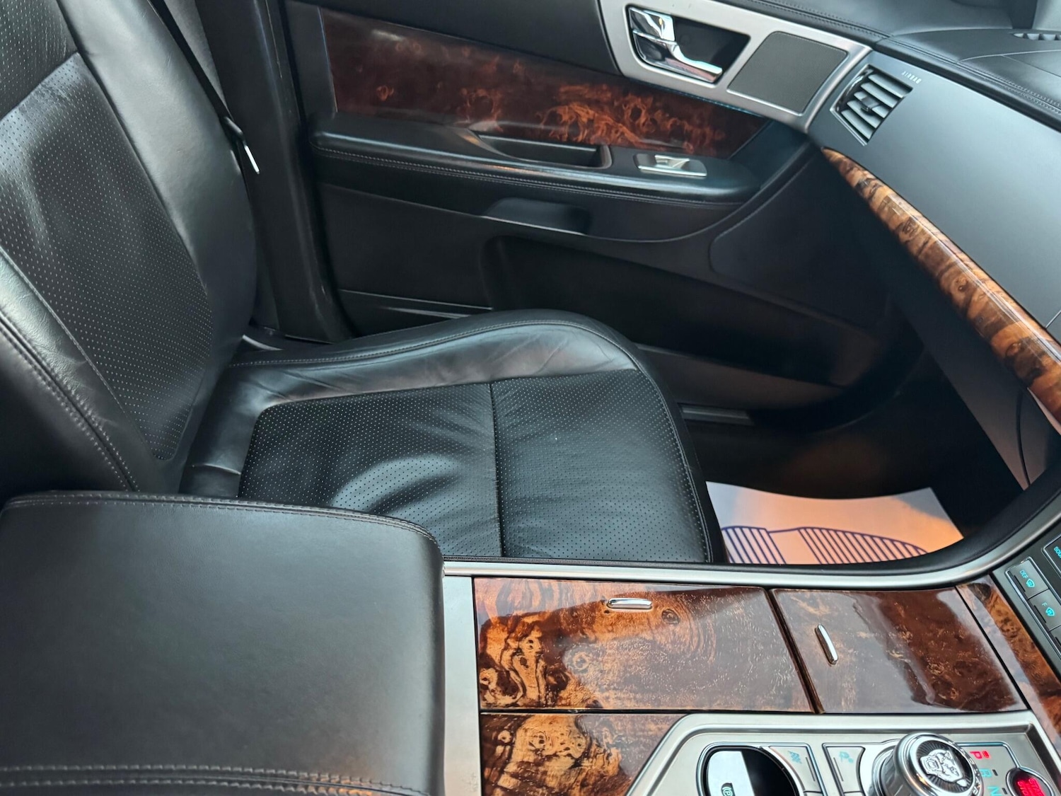 Used Jaguar XF 2009 for sale - 76913791: Photo 12