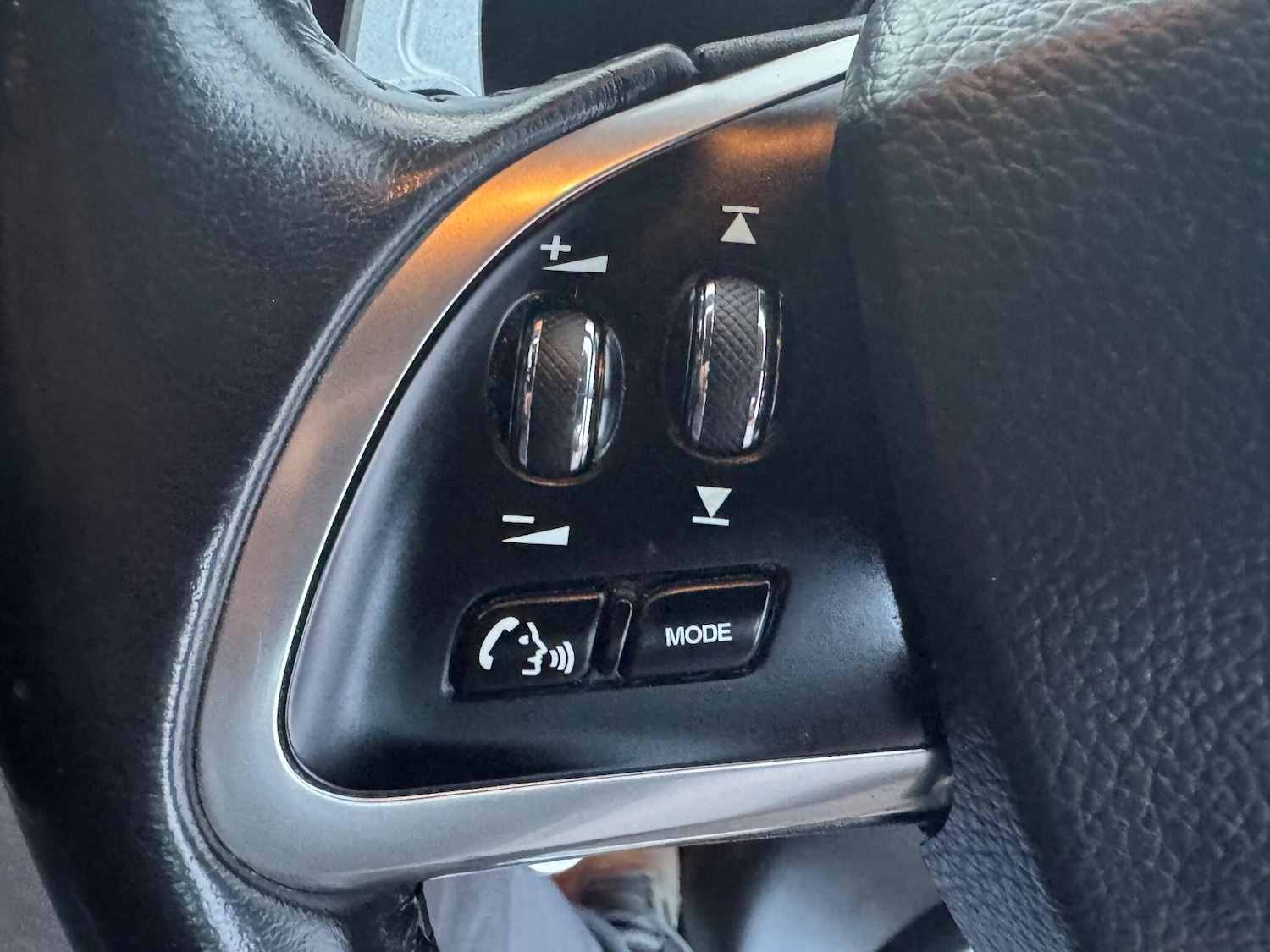 Used Jaguar XF 2009 for sale - 76913791: Photo 7