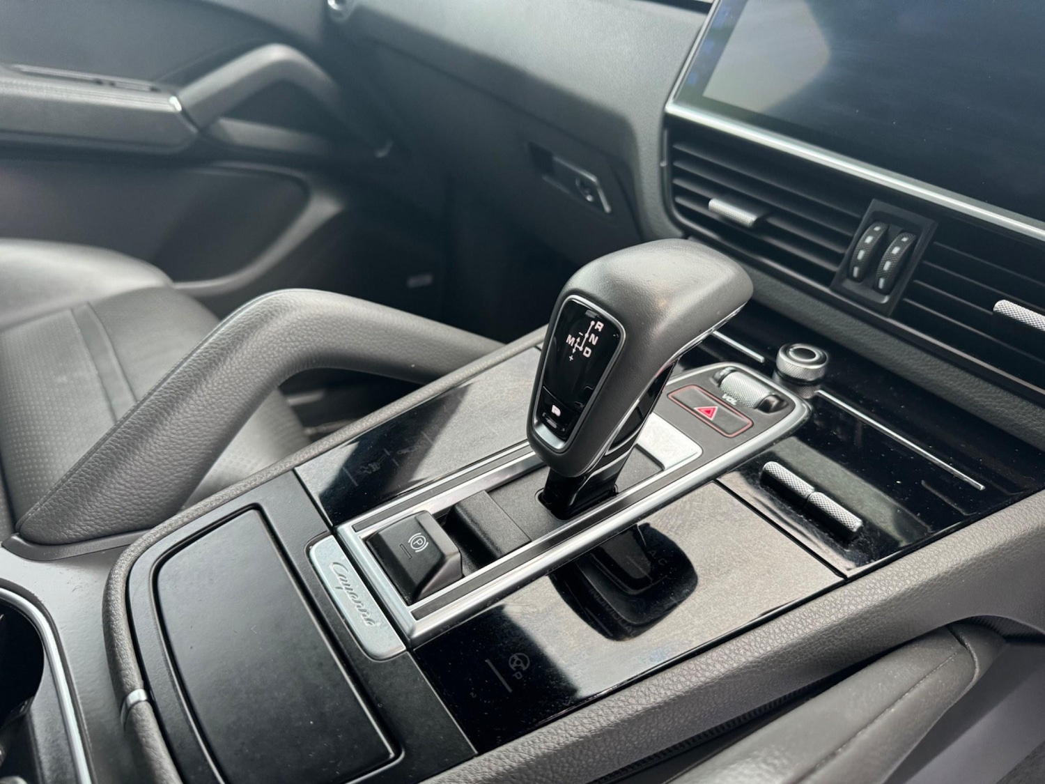 Used Porsche Cayenne 2018 for sale - 76997707: Photo 19