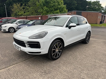 Used Porsche Cayenne 2018 for sale - 76997707: Photo