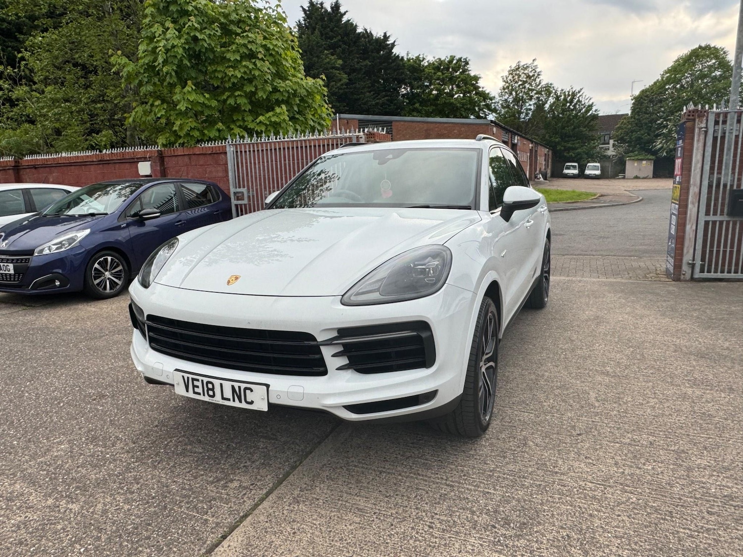 Used Porsche Cayenne 2018 for sale - 76997707: Photo 4