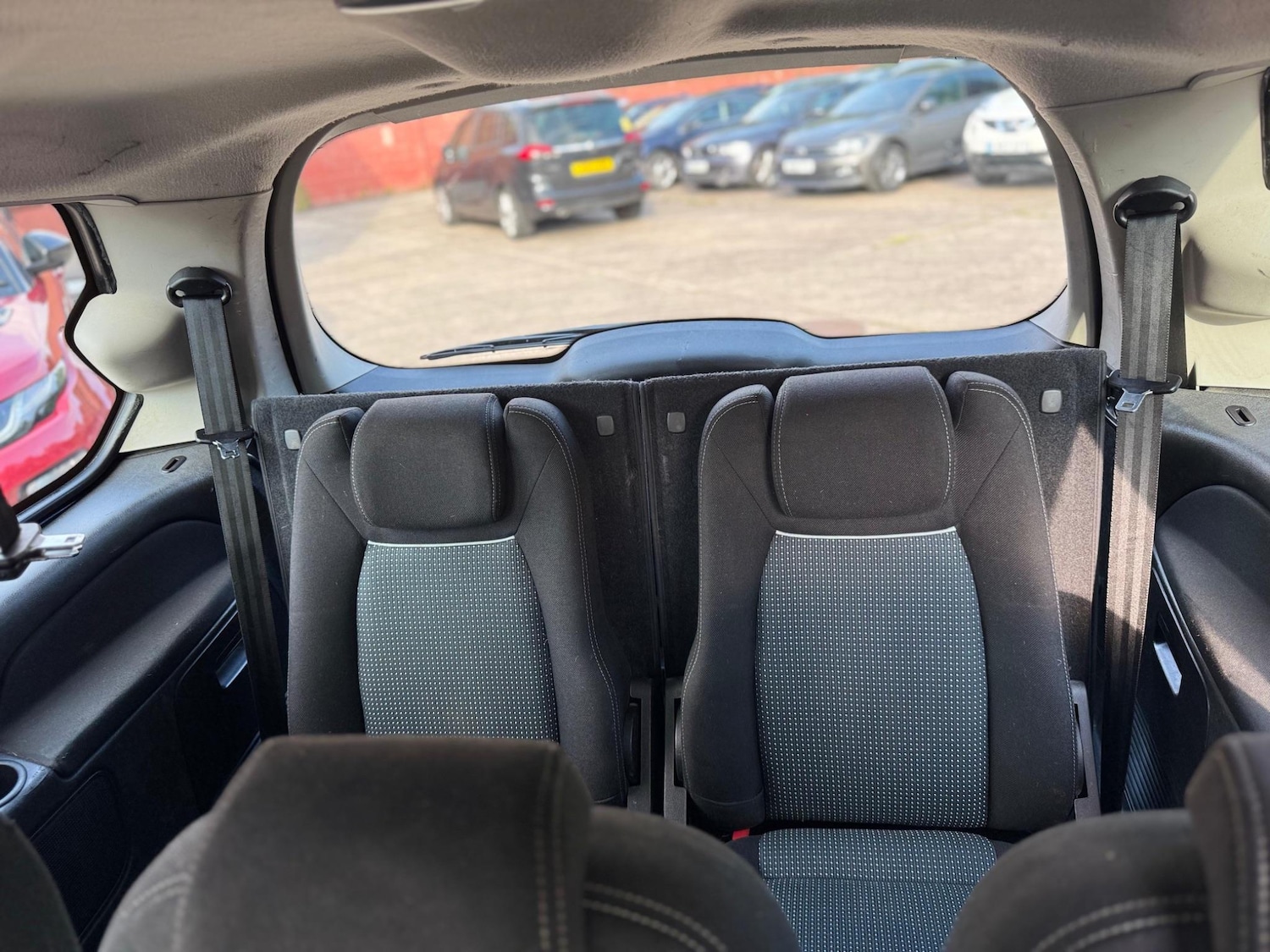 Used Ford Galaxy 2014 for sale - 76996584: Photo 12