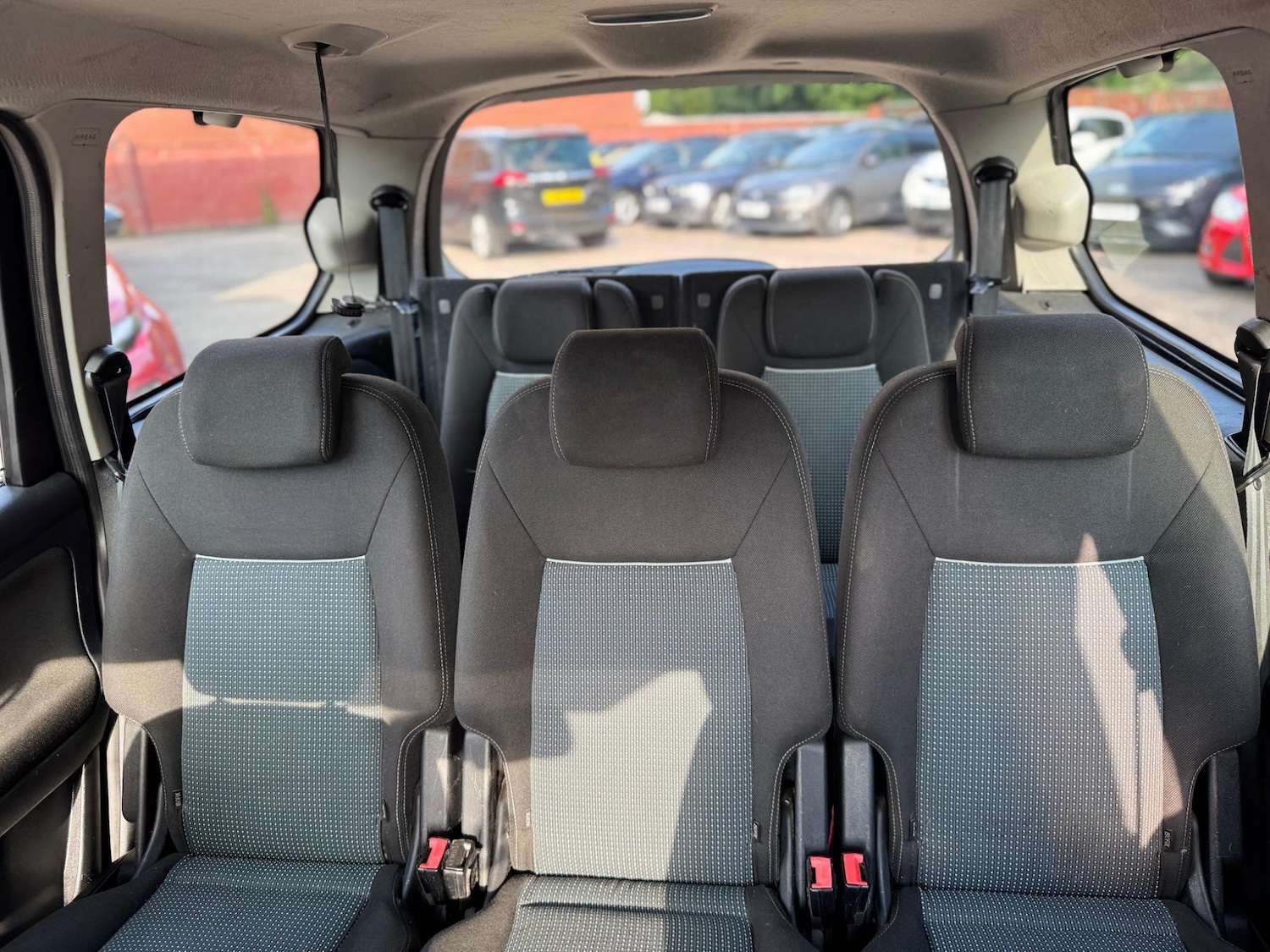 Used Ford Galaxy 2014 for sale - 76996584: Photo 13