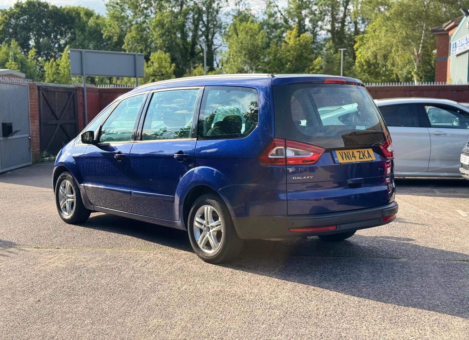 Used Ford Galaxy 2014 for sale - 76996584: Photo 40