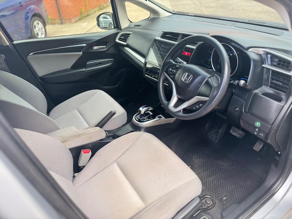 Used Honda Fit 2025 for sale - 75696366: Photo 32
